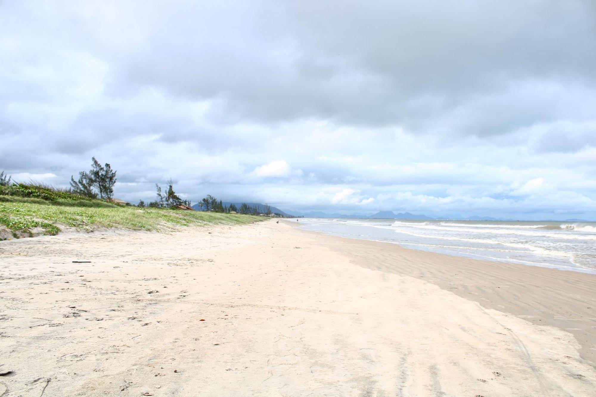 Pousada Recanto Beach House - Cabo Frio - Rj- Unamar- Cond Florestinha - 1 Min A Pe Da Praia Tamoios Екстер'єр фото